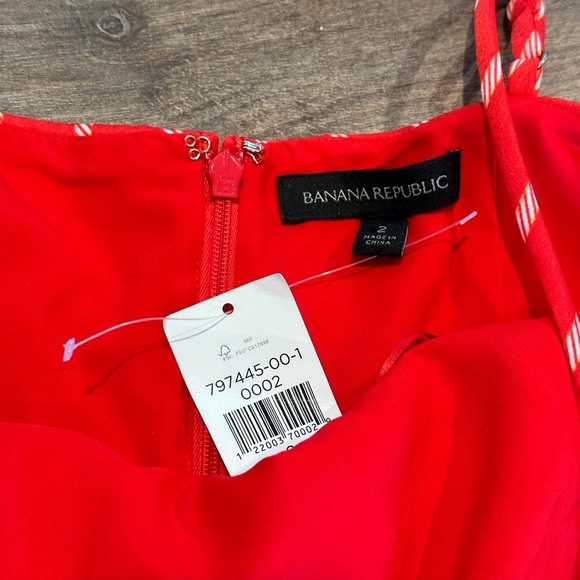 NWT Banana Republic Asymmetrical Handkerchief Hem Fit and Flare Red Stripe Dress - Picture 6 of 6